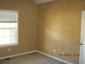 4th image of 576 Brewer Dr