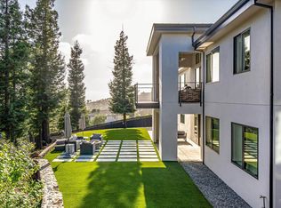 1994 W Bristlecone Ct, Santa Rosa, CA 95403