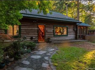 135 Fairway Dr, Saltspring Island, BC V8K 1M6