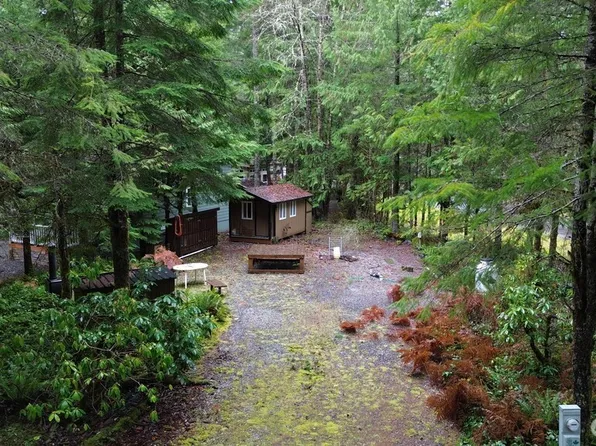 1 Riverside Drive, Deming, WA 98244