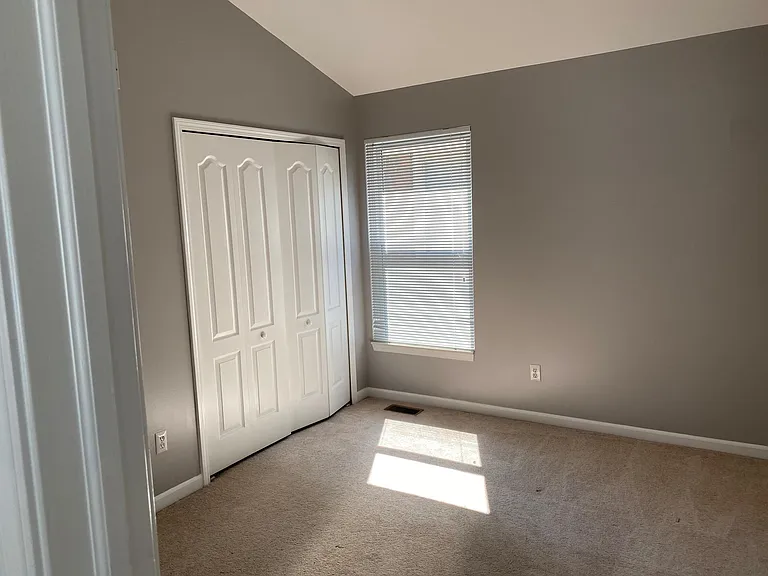 1008 Lakepointe St #1 — Photo 9
