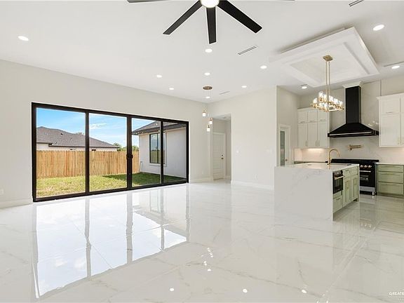 2nd image of 1105 Cheril Rd