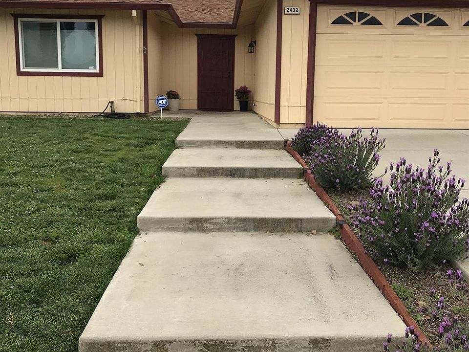 1st image of 2432 Berrywood Dr