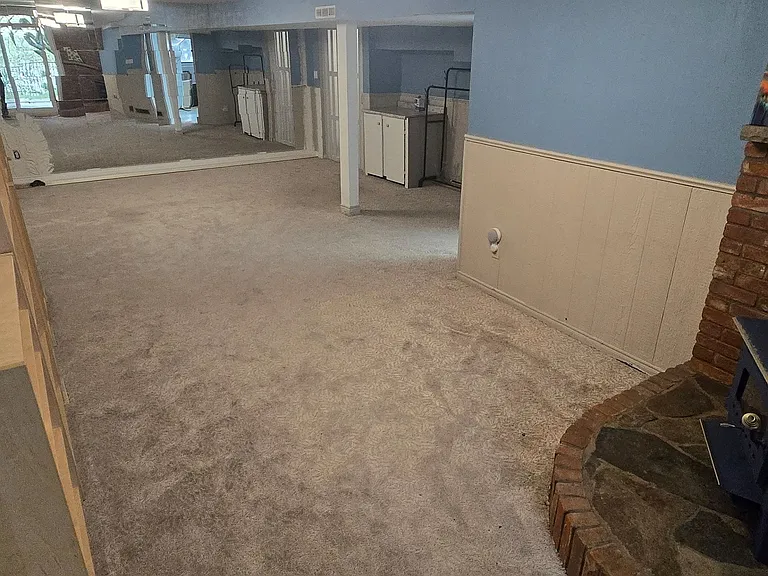 106 Springdale Cres #LOWER LEVEL — Photo 7