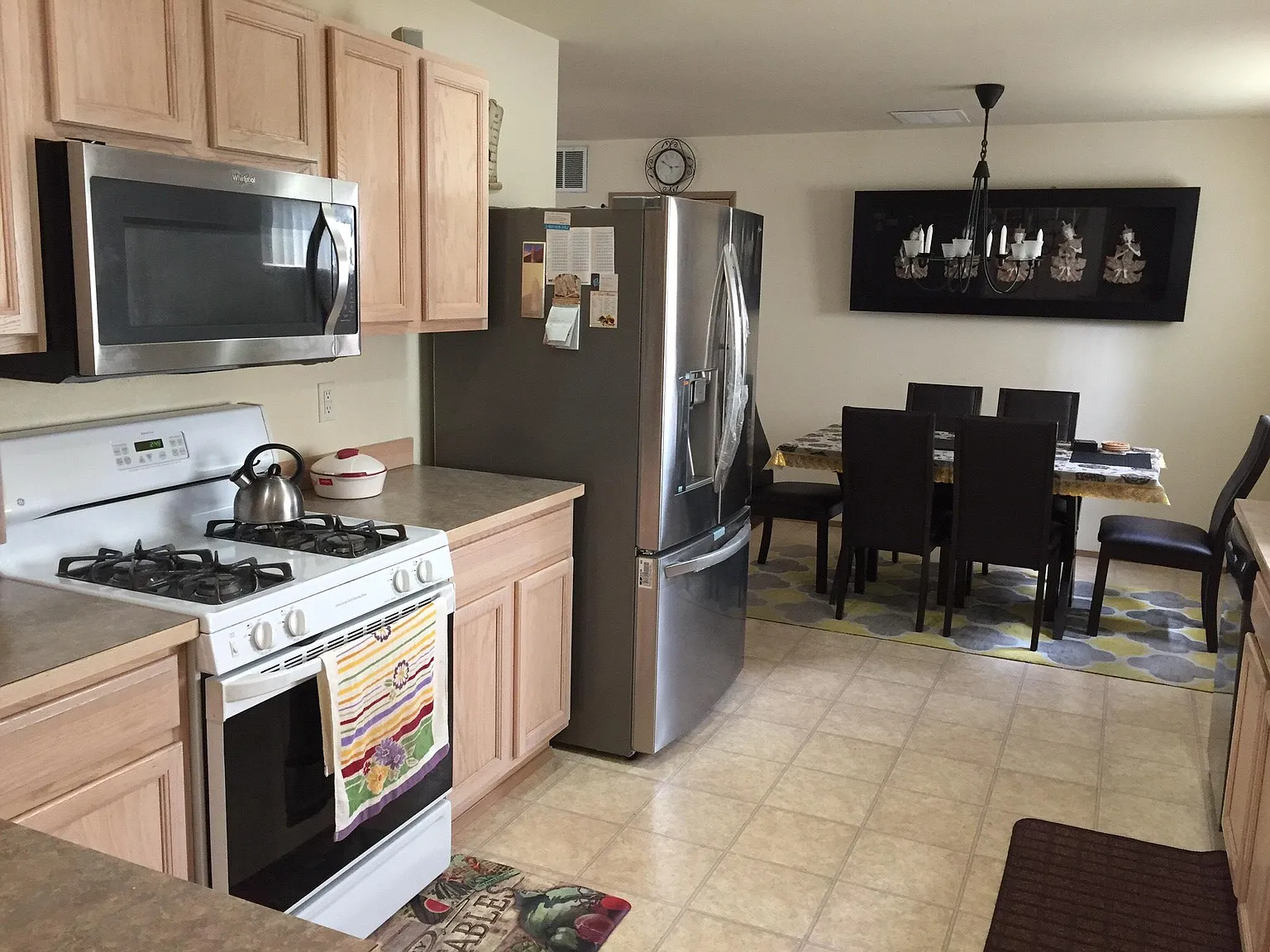 4 bed, 2.5 bath, 2240 sqft, $3,799 — Photo 4