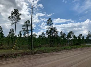 33295 Meadows Ln, Callahan, FL 32011