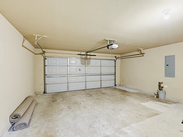 10450 S James St — Photo 26