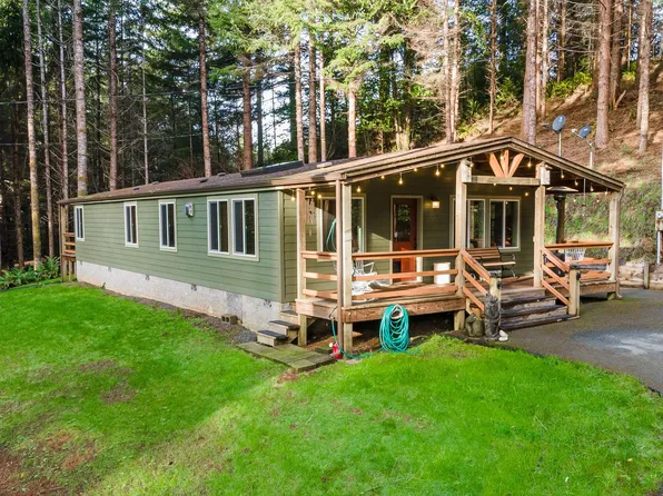 95221 Upper Sun Ln, Coos Bay, OR 97420
