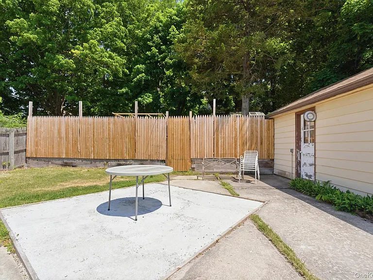 15 Forshee St — Photo 14