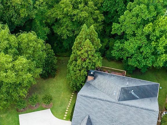 2nd image of 112 Covington Pl