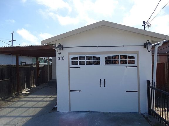 5th image of 310 Marina Way S