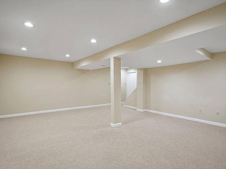 1510 Chatham Colony Ct — Photo 17
