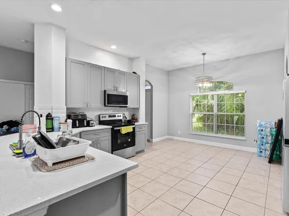 849 SW Nichols Terrace, Port St Lucie, FL 34953
