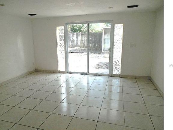 5th image of 8336 Galewood Cir