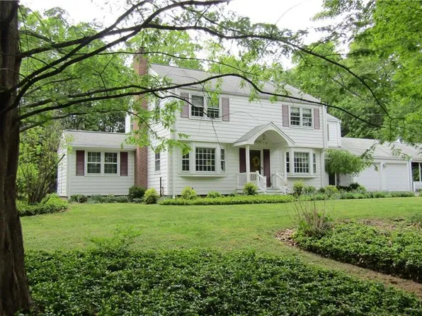 11 Westridge Drive, Simsbury, CT 06070