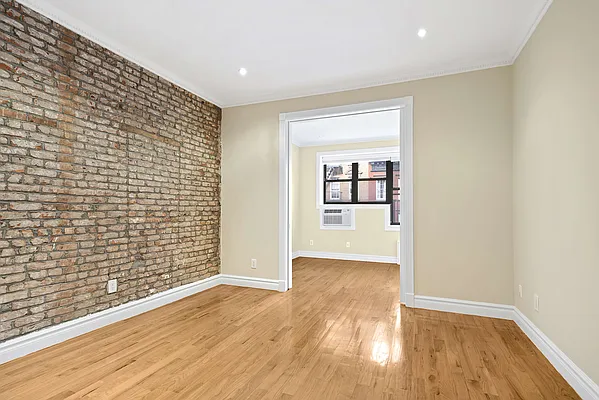 Rented by Cooper & Cooper Real Estate | media 20