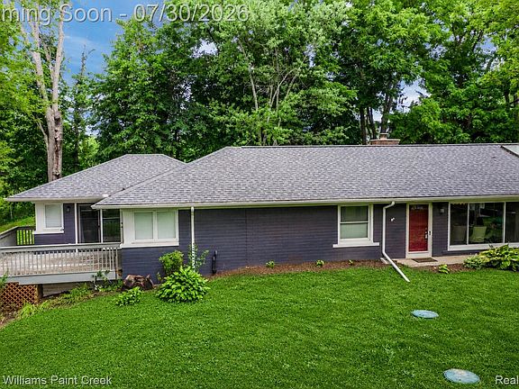 3rd image of 340 Whims Ln