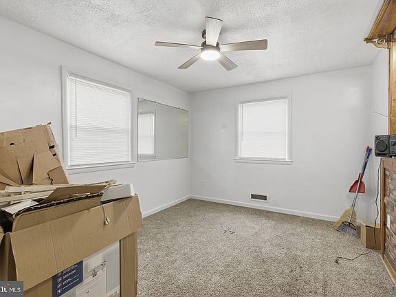 5th image of 800 Reverdy Rd