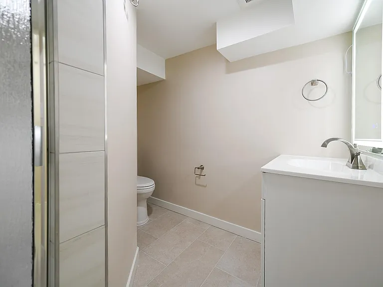 2697 S Highland Dr — Photo 13