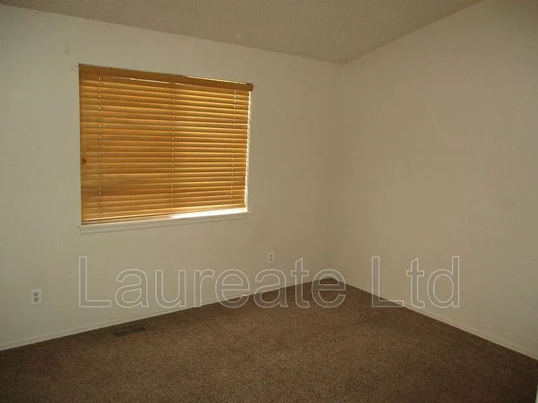 11397 E 116th Ave — Photo 7