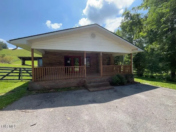 4240 Forge Ridge Rd, Harrogate, TN 37752