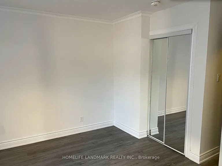 676 Mount Pleasant Rd #102 — Photo 2