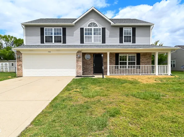 1066 Quarterhorse Run, Bargersville, IN 46106