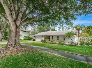 642 Kenneth Way, Tarpon Springs, FL 34689