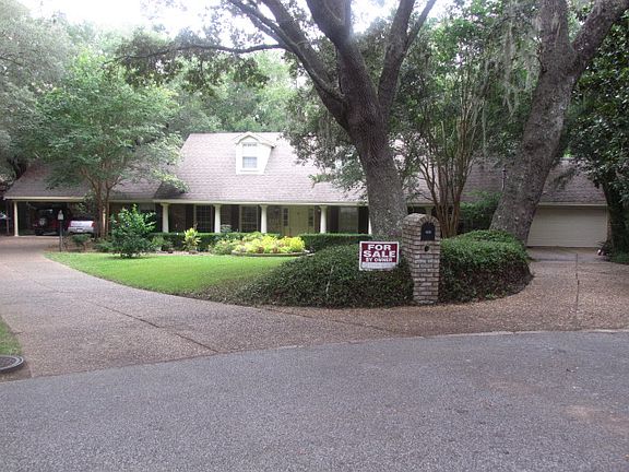 4th image of 420 Canterbury Ln