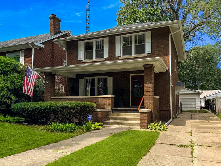 1119 S Macarthur Blvd — Photo 1