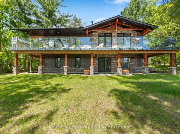 78 Stewart Lake Rd, Georgian Bay, ON P0C 1H0