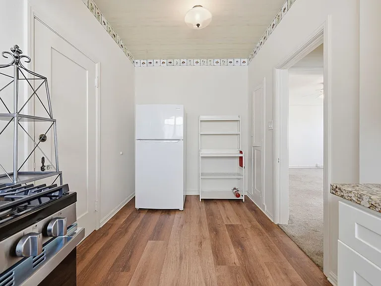 1530 Miramar Dr — Photo 6