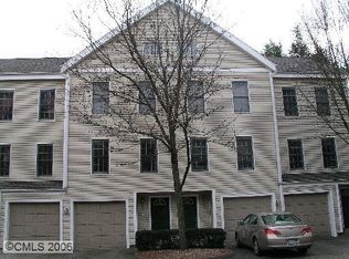 11 West Ct #11, Derby, CT 06418