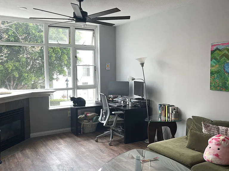 850 Beech St #208 — Photo 10