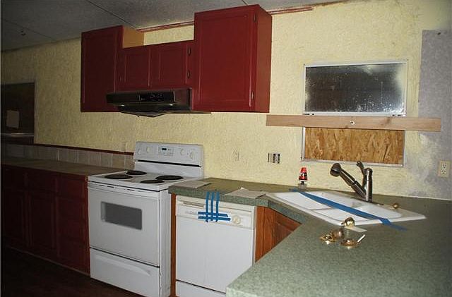 2nd image of 174 Sunny Oaks Dr