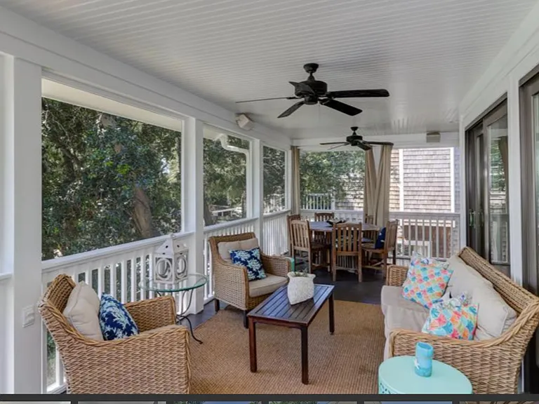 806 Carolina Blvd — Photo 26