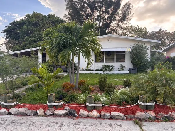 609 S Arnold Avenue, Lantana, FL 33462