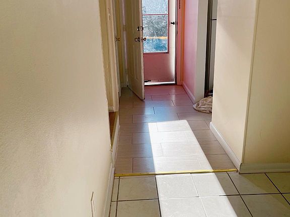2nd image of 2131 Oram Pl
