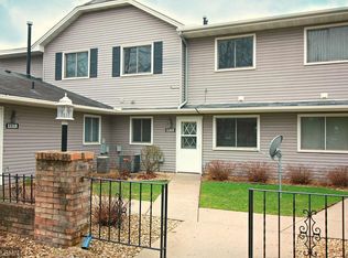 11322 Ibis St NW, Coon Rapids, MN 55433