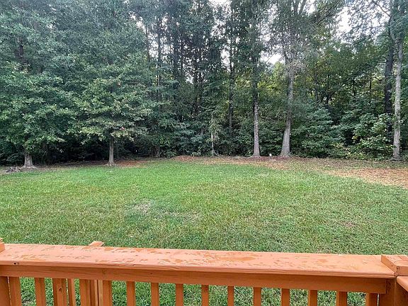 2nd image of 105 Heather Glenn Ln