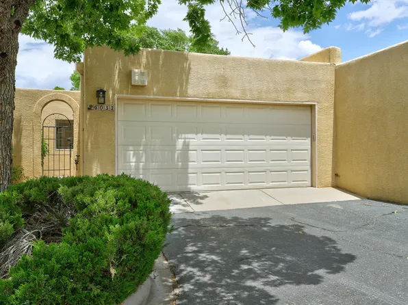 6033 Del Campo Pl NE, Albuquerque, NM 87109