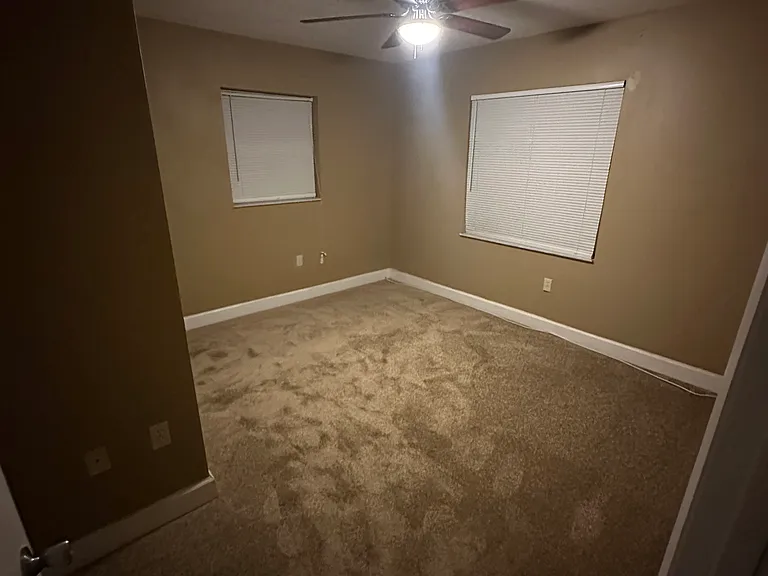 2117 Harlem Ave — Photo 2