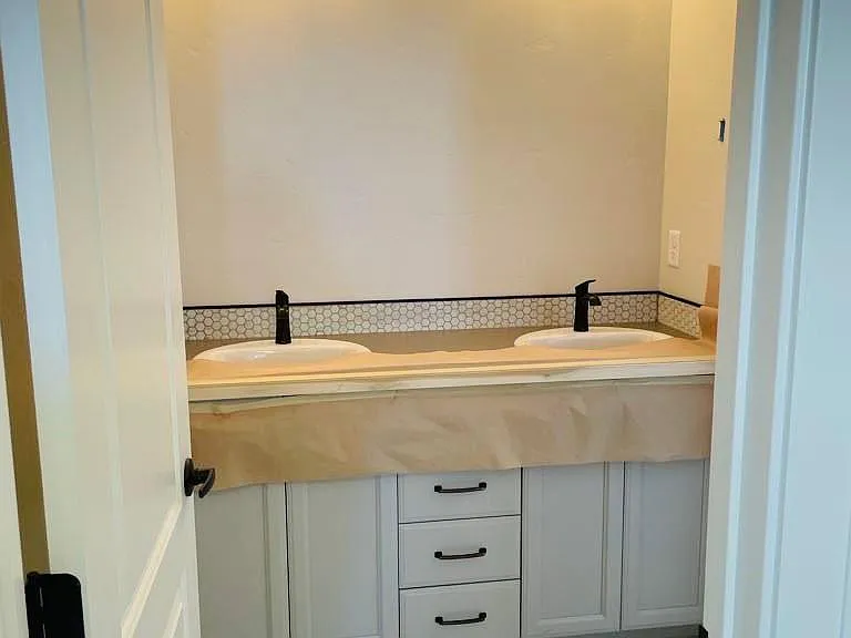 2517 E Ashlar Dr — Photo 14