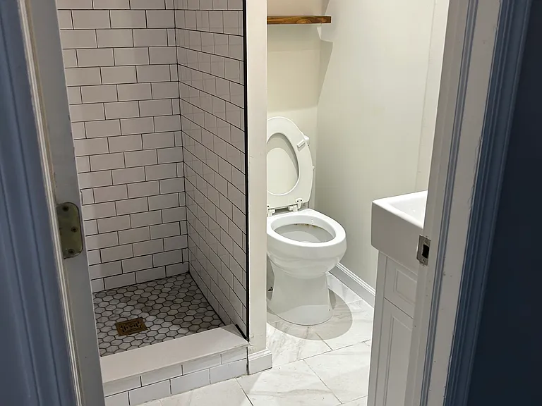 32 Johnson Ave — Photo 5