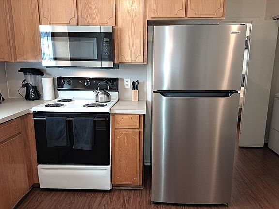 5th image of 4104 Terri Linn Dr #A