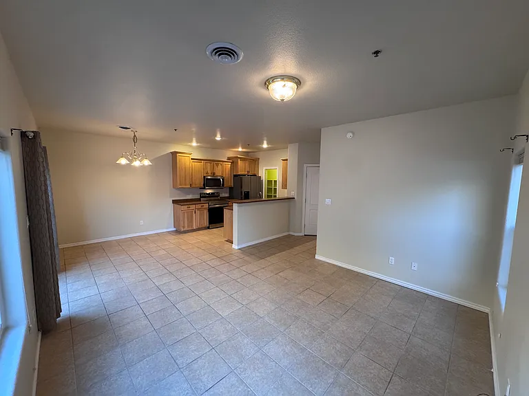 1912 Hollyhock Cir — Photo 14