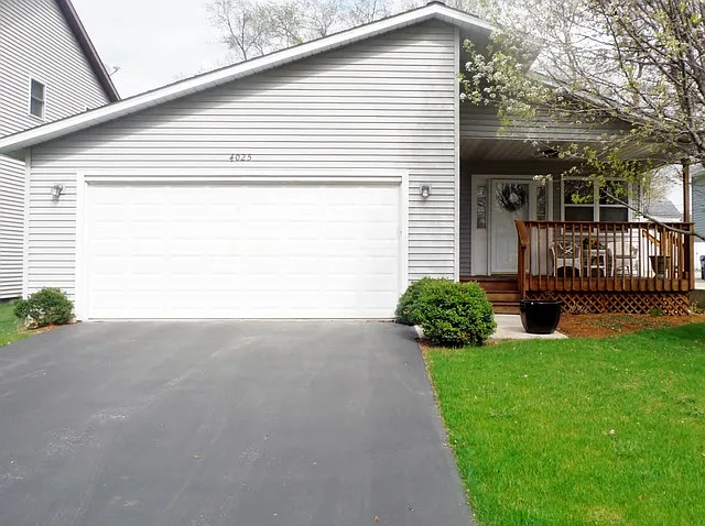 4025 N Grant St photo 1