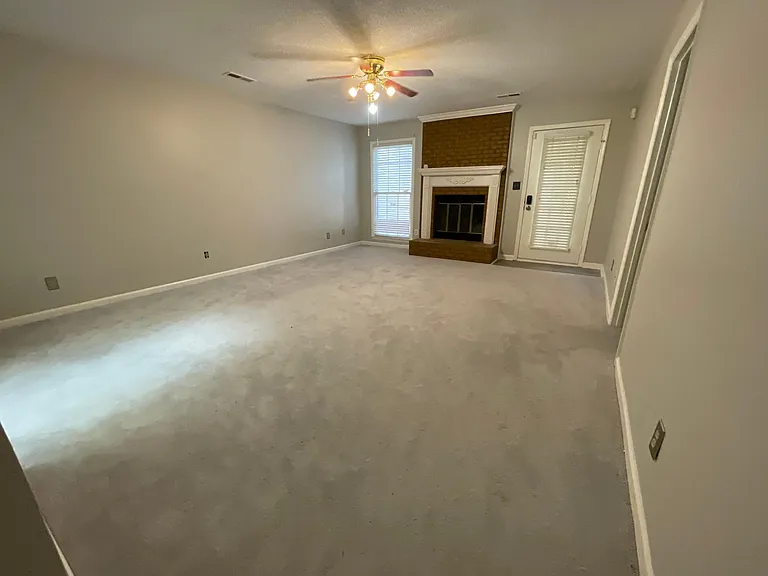 6914 Steeplechase Dr NW — Photo 11