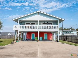 2516 W Maple St, Port O Connor, TX 77982