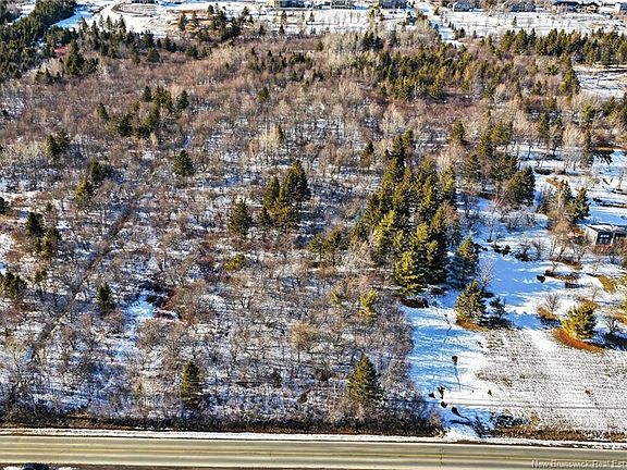 4th image of 861 Front Mountain Rd